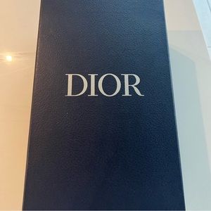 Dior box